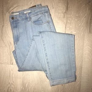 Anne Klein Light Wash Boyfriend Jeans